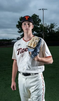 Rawlings REV1X 12.75" Baseball Glove: REV3039-6 -Fielding Gloves Sales Store IMG08352 scaled